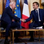 Biden le dice al presidente francés que Estados Unidos fue 'torpe'  en el manejo de acuerdo submarino nuclear