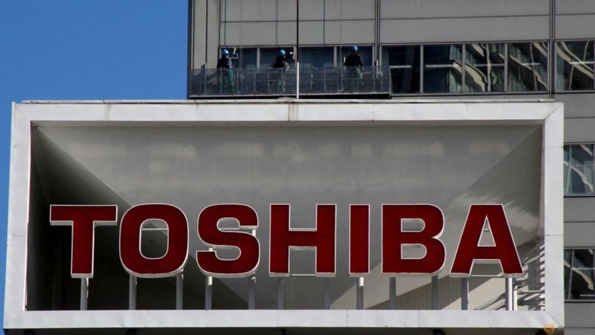 Los postores exclusivos pesan hasta 7,000 yenes/oferta de acción en la compra de Toshiba por $ 22 mil millones: fuentes