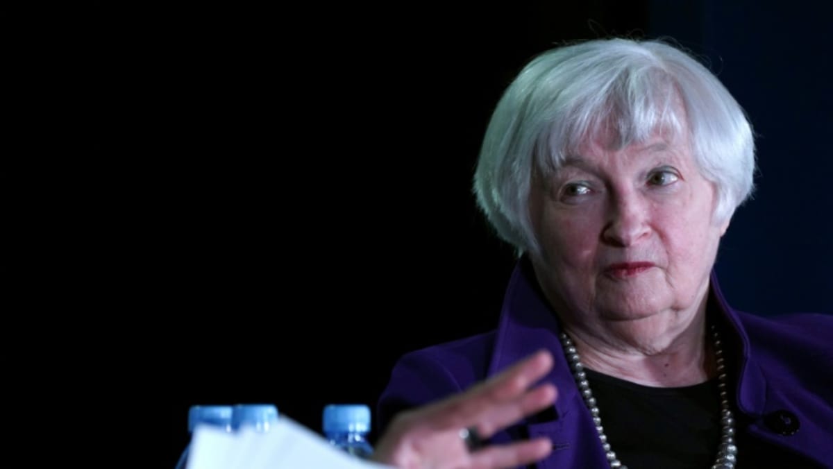 Recesión en EEUU no es 'inevitable', dice secretario del Tesoro