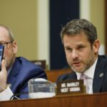 Adam Kinzinger publica horrible compilación de amenazas hechas contra él y su familia por partidarios de Trump