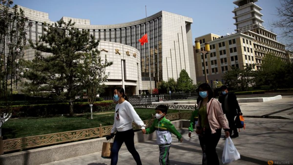 Banco central de China vende 4.100 millones de yuanes netos en divisas en junio