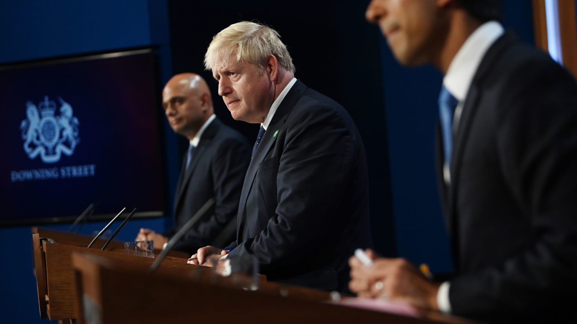 El ministro de Finanzas del Reino Unido, Rishi Sunak, renuncia en un golpe a Boris Johnson