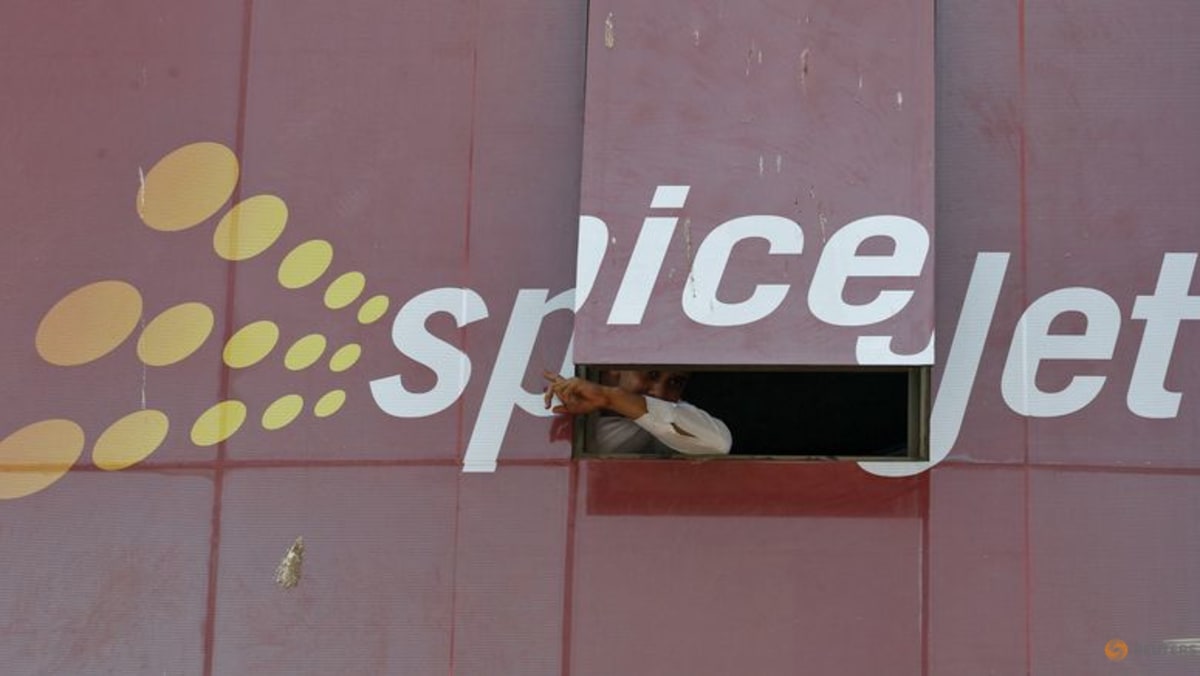 El regulador de aviación de India ordena a SpiceJet que opere al 50% de la flota aprobada -ET Now