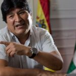 En el Día de la Confraternidad Argentino-Boliviana, cuando Argentina presentó una protesta contra Bolivia por posible mala praxis en la muerte de un motociclista, el presidente Fernández almorzó con Evo