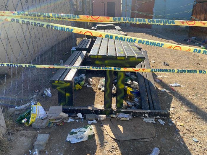 La taberna Enyobeni en Scenery Park, East London, donde 21 personas murieron durante un evento el 25 de junio de 2022. Imagen: Nhlanhla Mabasa/Eyewitness News