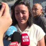La estrella del tenis Ons Jabeur regresa a su hogar en Túnez para animar a la multitud