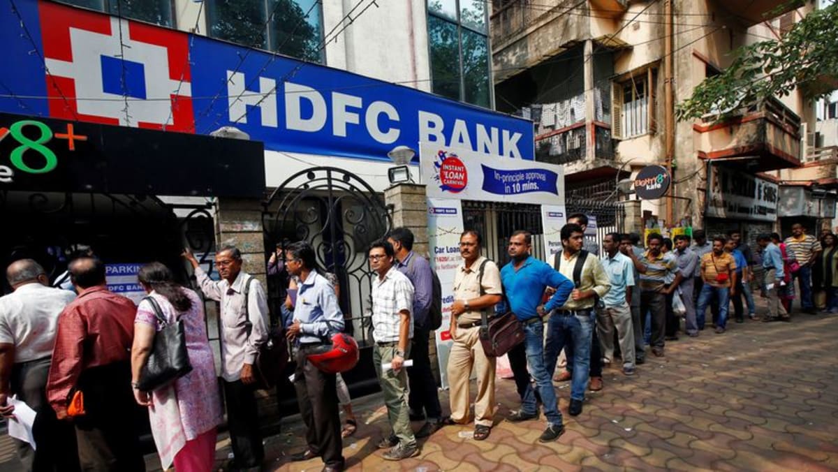 Las ganancias de abril-junio de HDFC Bank de India aumentan un 19% interanual