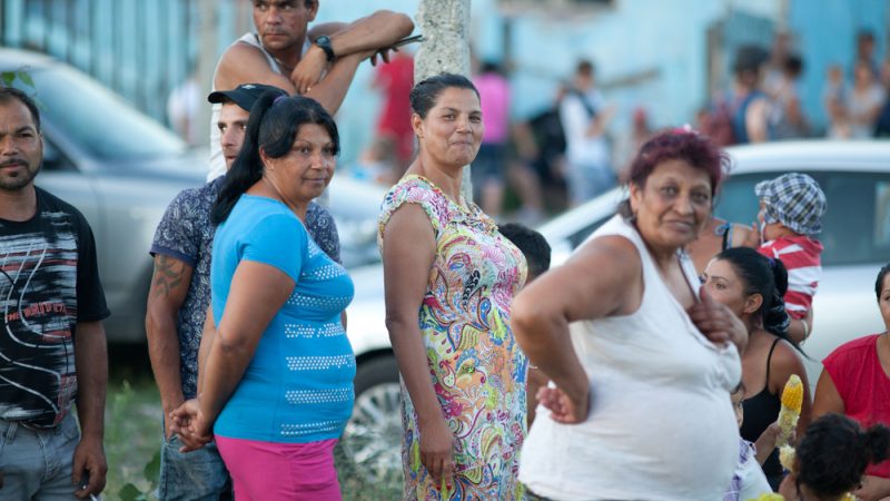 Los activistas dicen que los romaníes necesitan una voz en la toma de decisiones local
