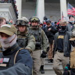 Oath Keepers mantuvo una 'lista de muerte' de funcionarios de Georgia y trajo granadas al área de DC