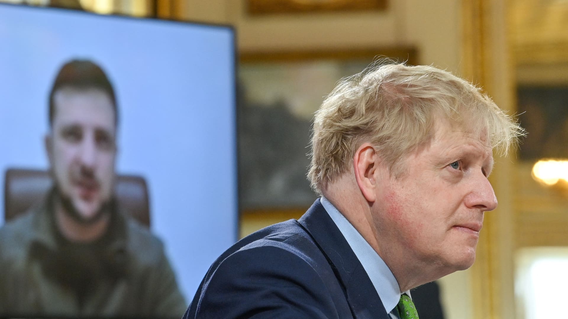 Rusia celebra la muerte de Boris Johnson mientras el mundo reacciona al drama político del Reino Unido