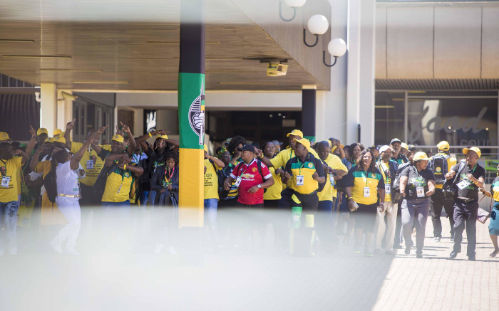 Sadtu pide a los delegados del ANC en Nasrec que evalúen el impacto del COVID en la educación
