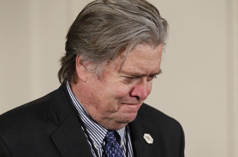 Steve Bannon pierde masivamente en la corte cuando el juez Trump se niega a retrasar su juicio