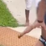 Surge un video de niños pequeños golpeando y maldiciendo a los oficiales de policía, diciendo '¡Cállate, perra!'