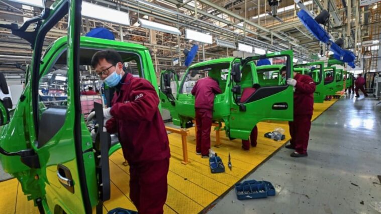 COMENTARIO: Buena suerte tratando de quitarle el encanto de fabricación a China