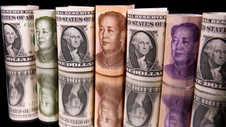 El dólar cae desde el pico de casi dos décadas mientras se avecina Jackson Hole