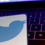 India obligó a Twitter a poner a un agente en la nómina, dice un denunciante
