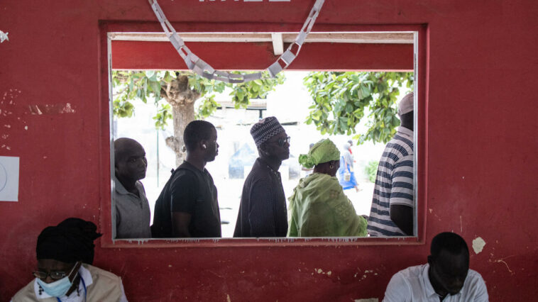 La coalición gobernante de Senegal pierde la mayoría absoluta en el parlamento