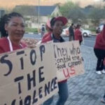Mujeres de Ciudad del Cabo protestan contra la violencia de género y el aumento del desempleo