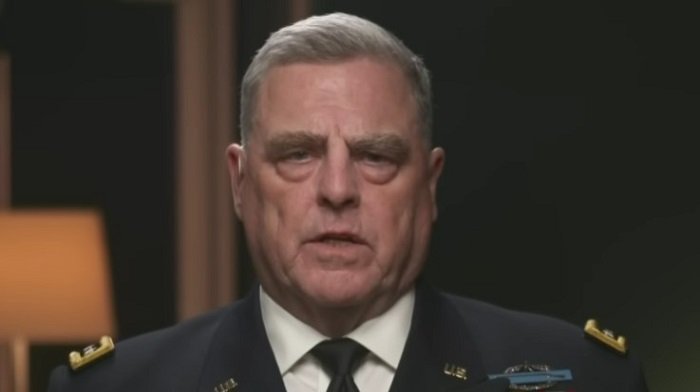 Según se informa, el general Mark Milley prometió 'combatir' a Trump desde adentro, 'si quieren encarcelarme, háganlo'