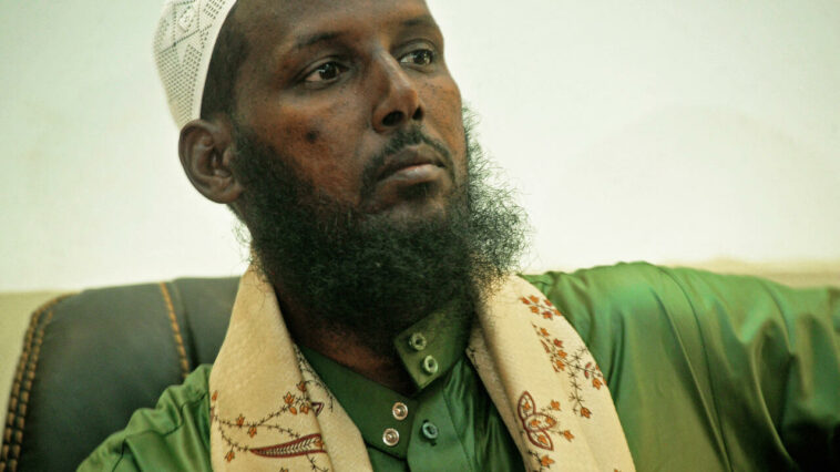 Somalia nombra ministro al excofundador y portavoz de Al Shabaab