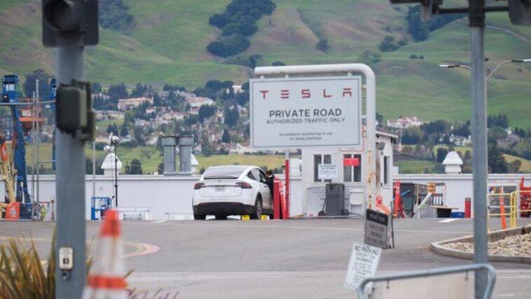Tesla pierde el desafío ante la demanda de la agencia de California por prejuicio racial