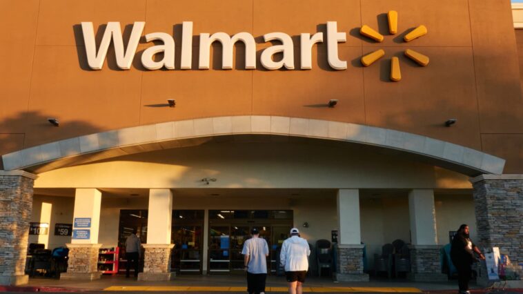 Walmart amplía la cobertura de aborto para los empleados después de Roe v Wade