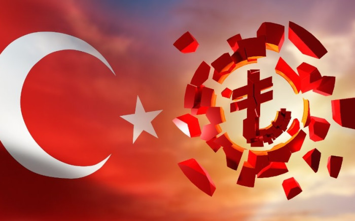 '¡Es un suicidio económico!'  Turquía recorta la tasa de interés a pesar del 80% de inflación
