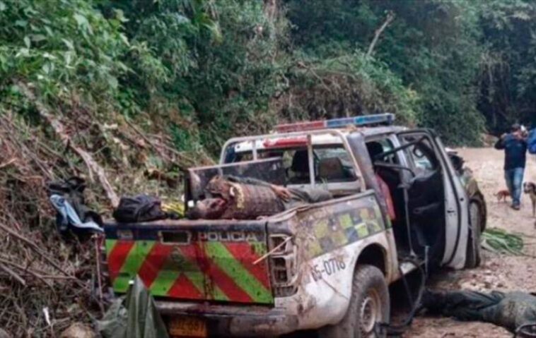 Mientras Petro busca la paz, los grupos rebeldes siguen matando colombianos activamente