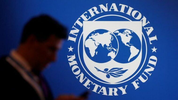 El FMI cita la volatilidad del yen japonés y dice que está monitoreando la situación