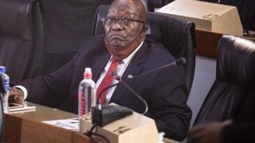 ARCHIVO: El expresidente Jacob Zuma en la investigación de captura estatal en Johannesburgo el 17 de noviembre de 2020. Imagen: Abigail Javier/Eyewitness News.