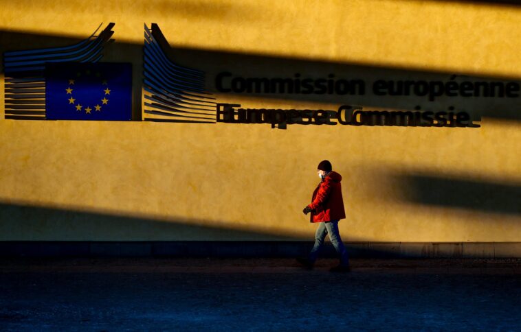 La Comisión Europea insta a los Estados miembros a modernizar los sistemas de renta mínima