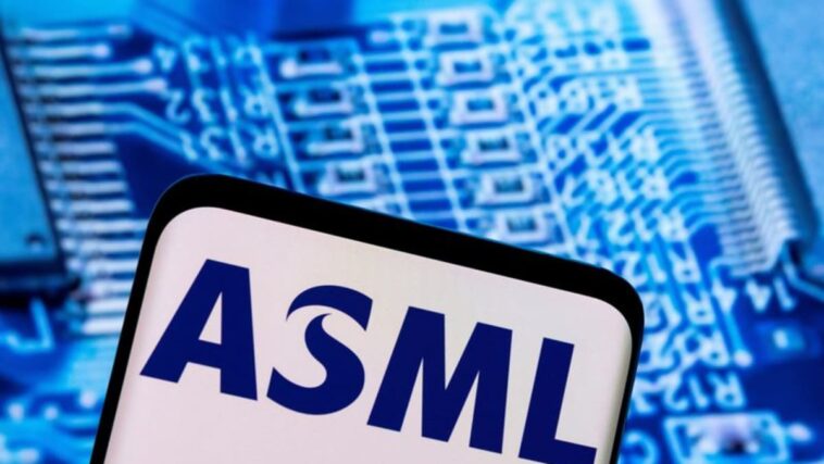 ASML informará ganancias del tercer trimestre mientras China, las preguntas sobre la cadena de suministro se arremolinan