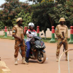 El capitán del ejército de Burkina Faso anuncia el derrocamiento del gobierno militar