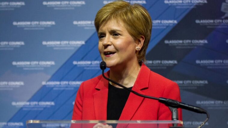 Escocia independiente buscaría la membresía en la UE pero mantendría la libra