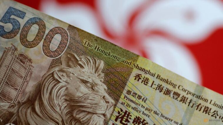 HKMA compra HK $ 2.355 mil millones del mercado para detener el debilitamiento de la moneda