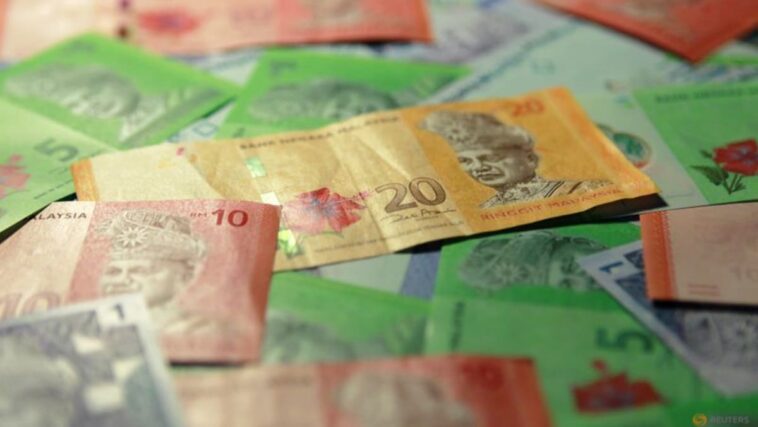Las apuestas bajistas en el tipo de cambio asiático se mantienen firmes ante el dólar altísimo y los temores de desaceleración: sondeo de Reuters