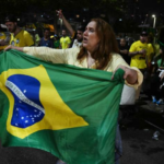 Las elecciones de Brasil pasan a la segunda vuelta después de que Bolsonaro cierra la brecha con Lula