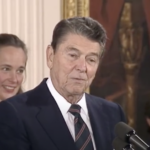 MIRA: Ronald Reagan nos recuerda el verdadero significado del Día de la Raza
