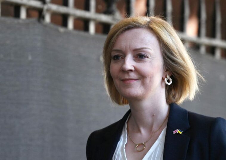 Macron de Francia 'es un amigo', decide la primera ministra británica Liz Truss