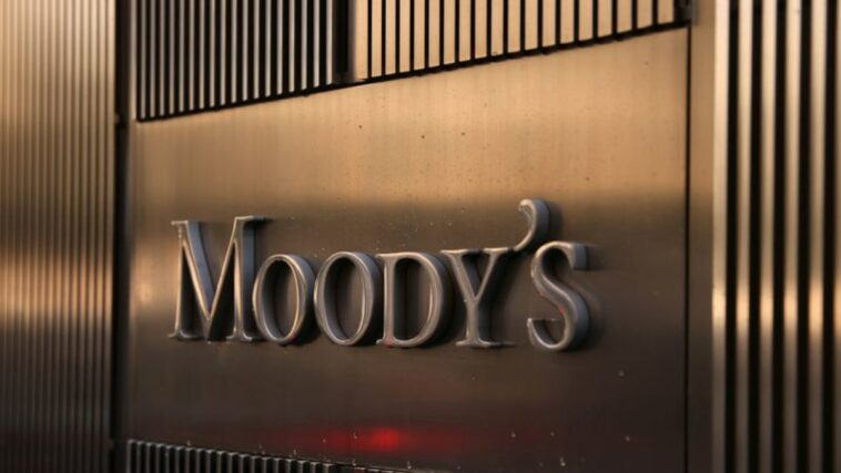 Moody's rebaja la calificación de Pakistán a Caa1 y afirma perspectiva negativa