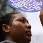 Protesta por el derecho al aborto impulsada por el fallo de la Corte Suprema en Dobbs
