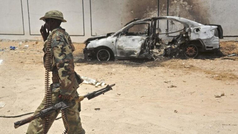 Bombardero suicida ataca campo de entrenamiento militar en Somalia