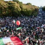 Decenas de miles marchan en Berlín en apoyo a las protestas en Irán