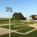 Iowa usa $ 23.5 millones en ayuda COVID para el estadio 'Field of Dreams'
