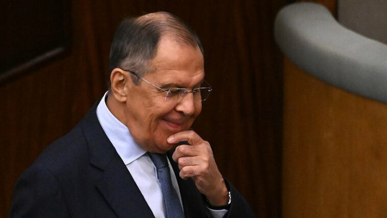 Lavrov dijo que Estados Unidos y la OTAN están tratando de dominar la región de Asia y el Pacífico militarizando la región.