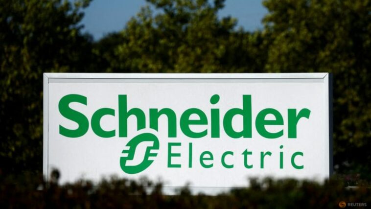 Los accionistas de Aveva aceptan la adquisición de software de Schneider por 12.000 millones de dólares