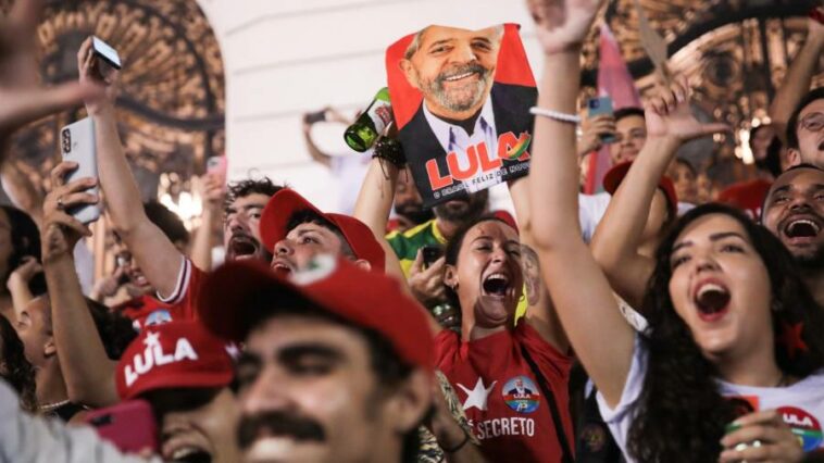 Lula debería usar su victoria para reactivar la economía de Brasil