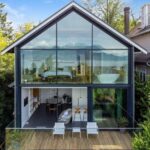 Una casa moderna con fachada de vidrio en Vancouver, C$5,65mn