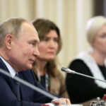 Putin les dice a las madres rusas que comparte el "dolor" de la muerte de soldados