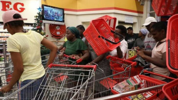 Se advierte a los consumidores de SA que tengan en cuenta los gastos excesivos en el Black Friday